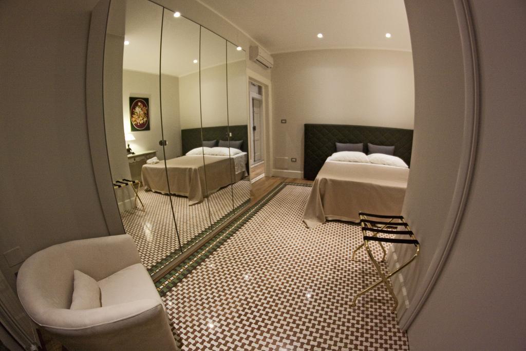 Bed and Breakfast Palazzo 900 Бриндизи Номер фото
